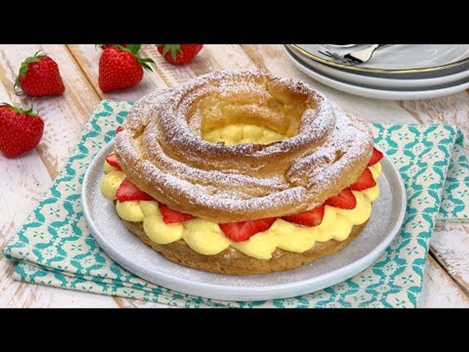 Paris-Brest géant aux fraises : une gourmandise classique maintenant à partager.