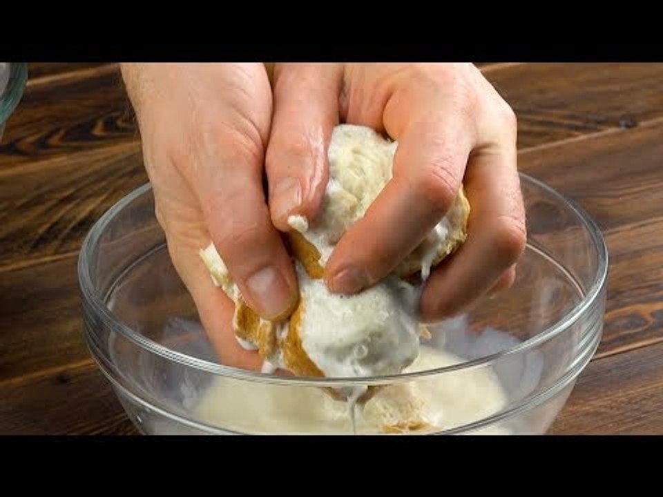 Écrasez 3 tranches de pain de mie à la main. Regardez ce qui se passe dans le four !