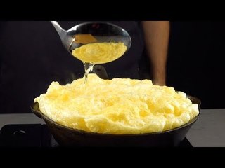 Ça explose littéralement dans la casserole, je n'ai jamais rien vu de tel auparavant.