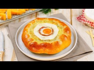 Deliciosamente abraçados: ninho de camembert com presunto de parma