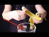 Descasque a banana e misture-a com estes ingredientes. Isto...