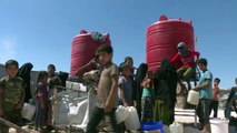 وفاة أطفال ومياه ملوثة وسوء تغذية في مخيم الهول في شمال شرق سوريا