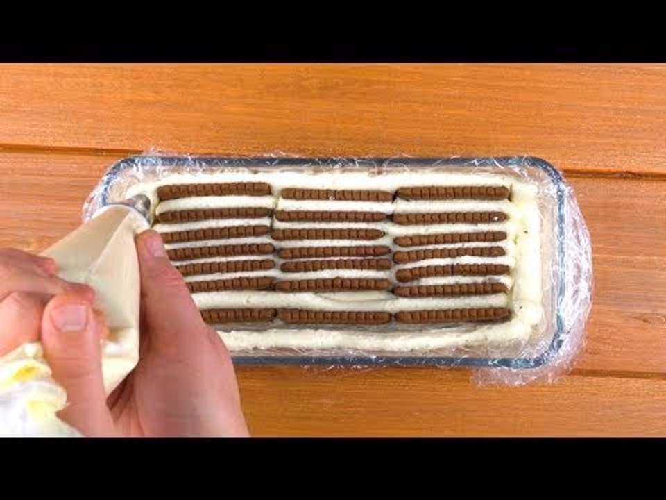 Com um pouco de biscoito você cria a sobremesa mais rápida de todos os tempos