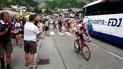 Tour de France 2019 à Valloire : les spectateurs profitent de l'après-course