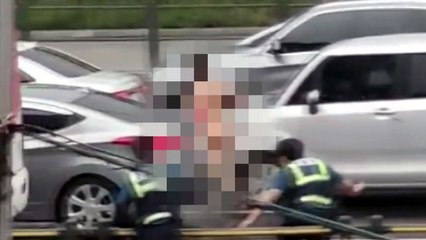 벌거벗은 30대 남성, 서울 사당역 8차선 대로 '질주' / YTN