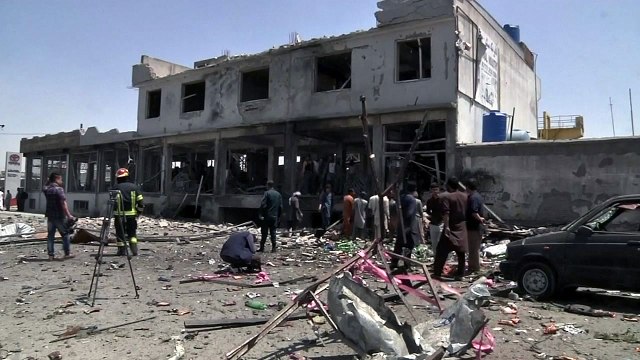 아프간 카불서 버스 등 연쇄 폭발로 15명 이상 사망 / YTN