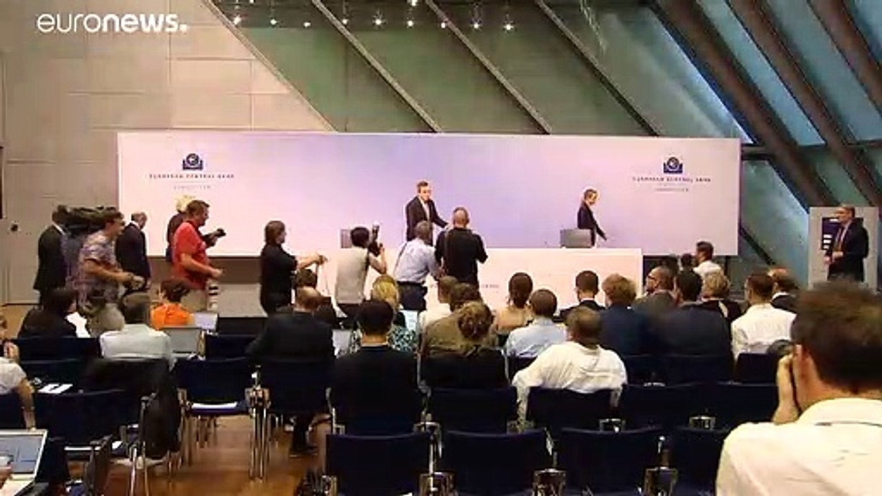 EZB: Leitzins bleibt im Keller, weitere Lockerungen möglich