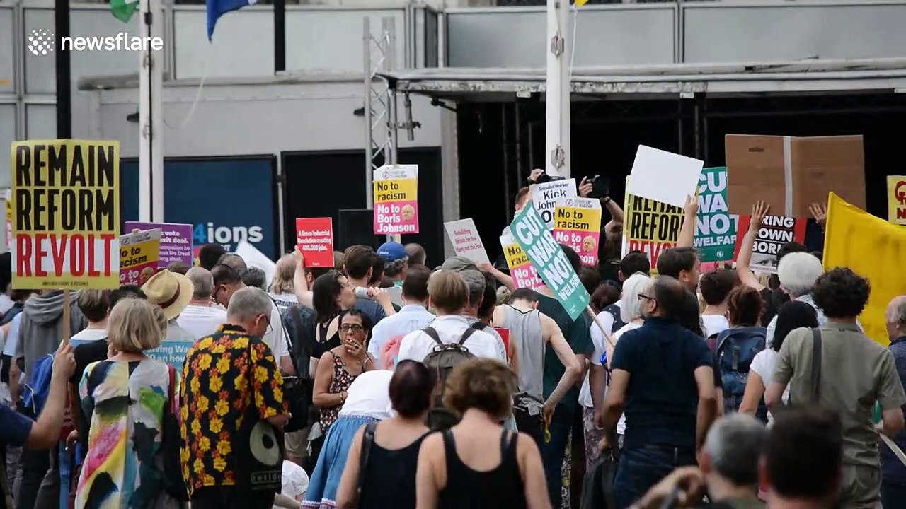Labour leader Jeremy Corbyn calls for a general election and 'will do everything' to stop no-deal Brexit