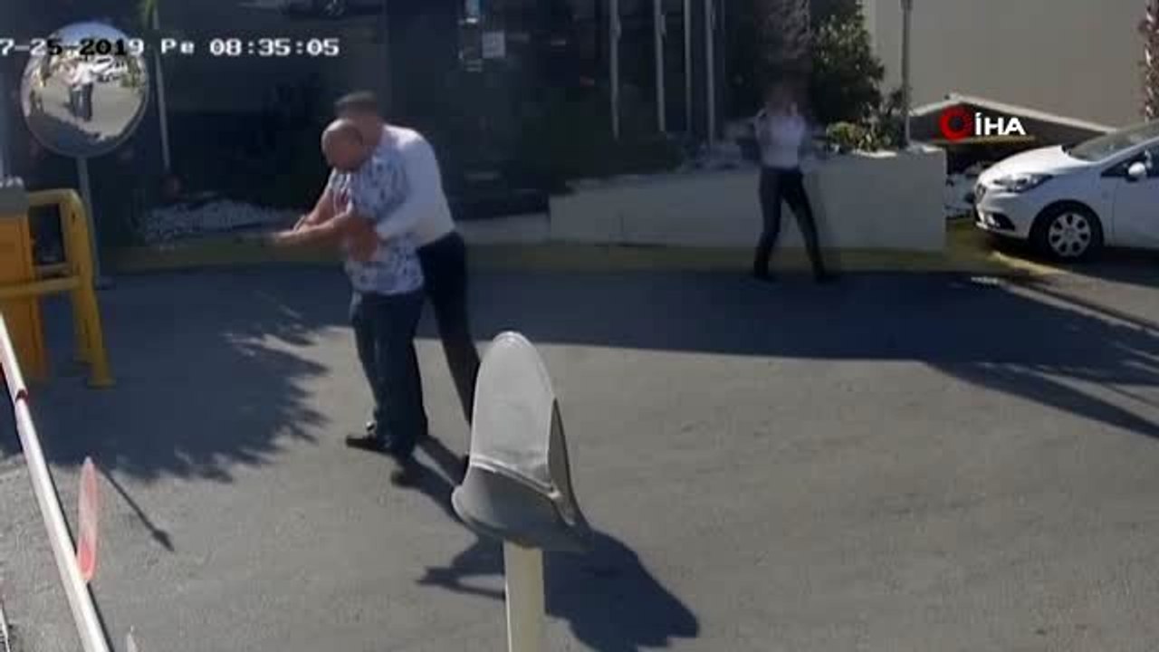 Bodrum'da 5 yıldızlı otelde silahlı saldırı...Otel yönetimine kurşun yağdıran şahıs kamerada