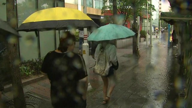 [날씨] 중부 곳곳 호우특보...모레까지 300mm↑ / YTN