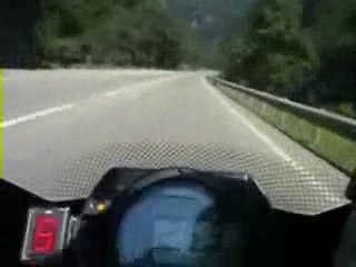 moto virage a plus de 200