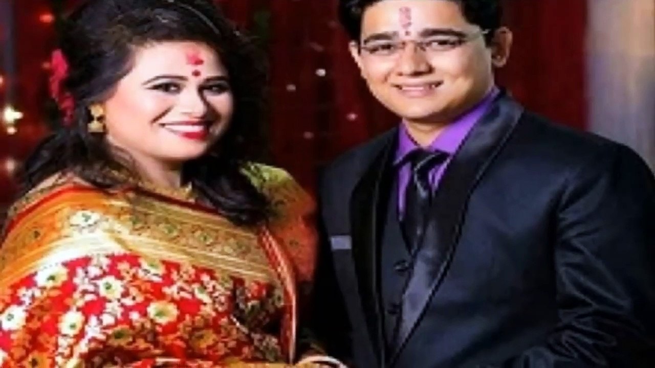 বাংলাদেশের সুন্দরী ডাক্তার তরুণীর সাথে নেপালি ছেলের কঠিন প্রেম কাহিনি । বিমানে করে বরযাত্রী এলেন !!!
