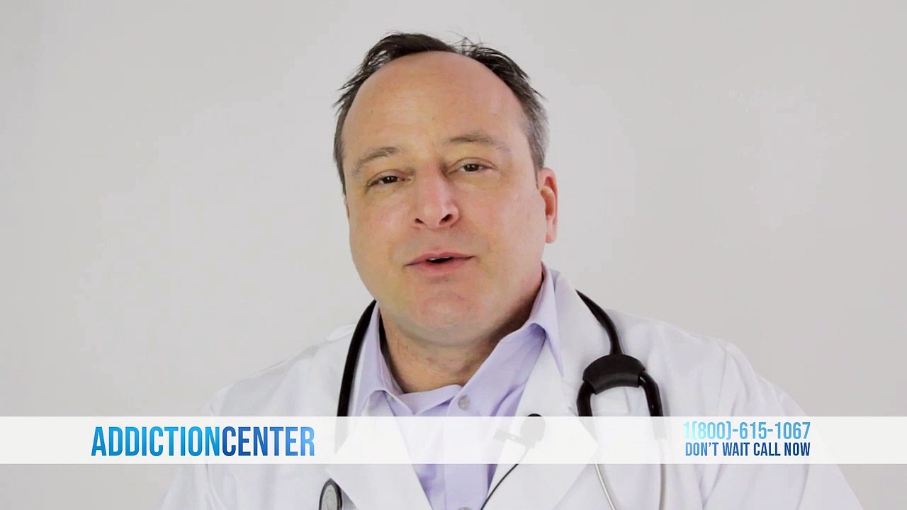 What Are The Symptoms of Alcohol Dependence - 24/7 Helpline Call 1(800) 615-1067