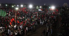 Pakistan'da hükümet karşıtı protesto: Binler sokağa indi
