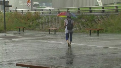 수도권 호우특보 해제..."휴일까지 주의" / YTN