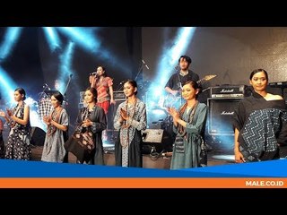Luar Biasa,  Musik Jazz & Model Cantik Fashion Berkolaborasi di BAJAFASH 2018