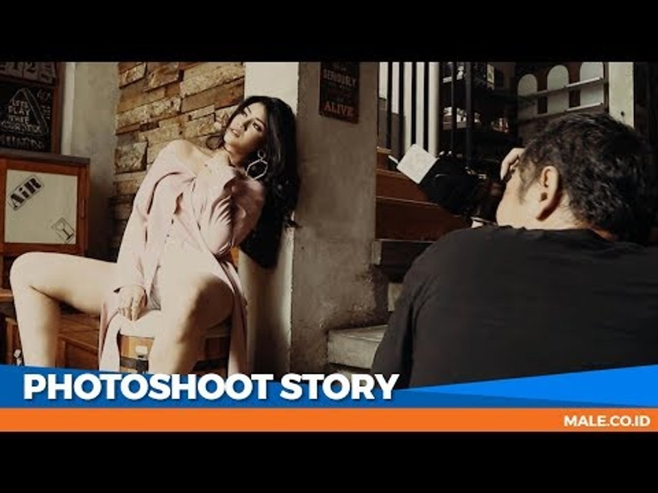 VALENCIA TIFFANY di Behind The Scenes Photoshoot  - Male Indonesia | Model Seksi Indo