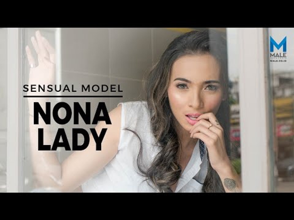 Garang Seksinya! NONA LADY Model Sensual Berkaki Indah - Male Indonesia
