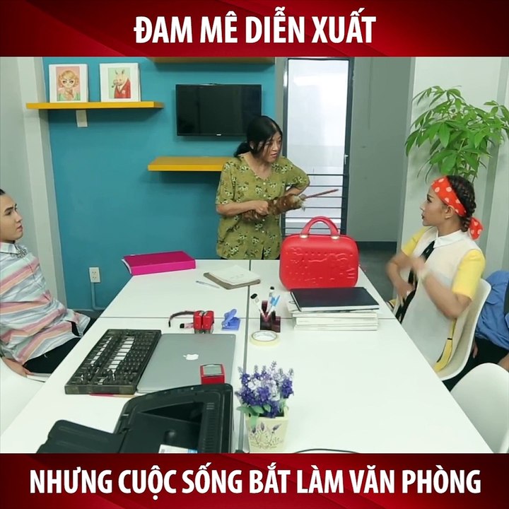 Đam mê diễn xuất nhưng cuộc sống bắt làm văn phòng - YAN News