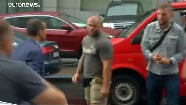 Экс-боец Азова напал на экс-президента Украины