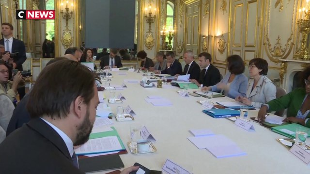 Gouvernement : où les ministres vont-ils passer leurs vacances ?
