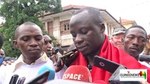 Assassinat de Mamoudou Barry : le message des manifestants devant l’Ambassade de France à Conakry