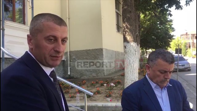 Sapo u largua ish-kryetari, i zgjedhuri i ri i Devollit shkon në bashki: Do e hapim derën