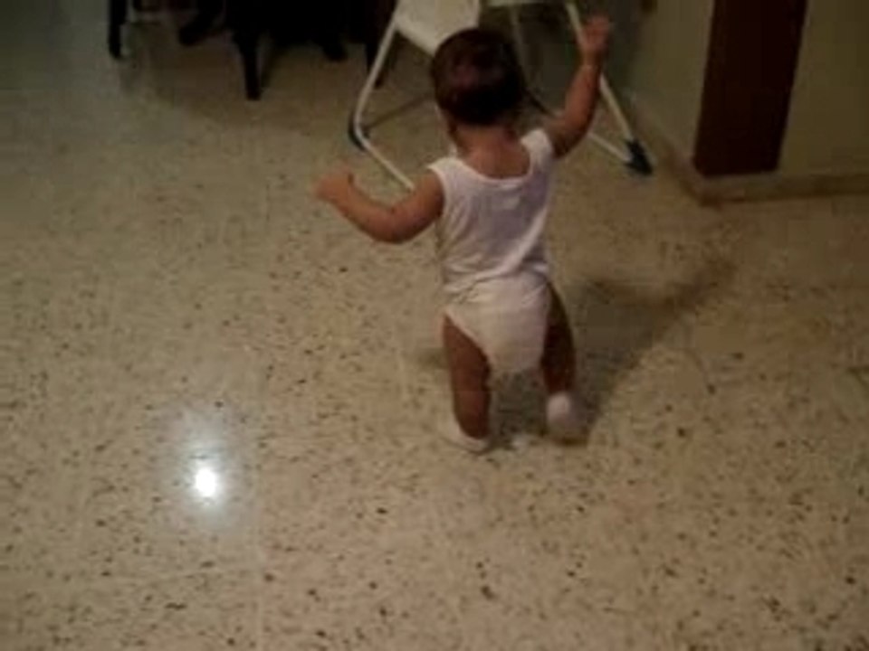 Diego caminando