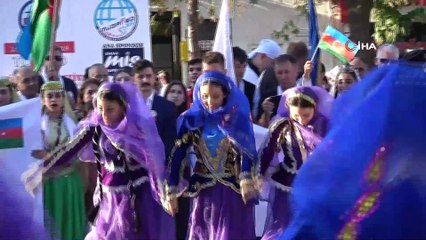 Zeytinyağlı dolma yemek için yarıştılar