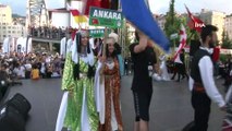 Rize’de iki festival birleşince ortaya renkli görüntüler çıktı