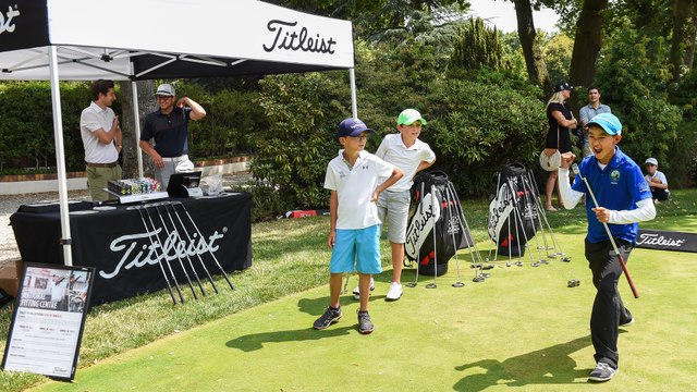 CFJ 2019 : un stand Titleist sur le putting green