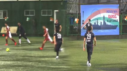 बॉलीवुड ने फुटबॉल खेलकर मनाया 'कारगिल विजय दिवस', शहीदों के हौसलों को किया सलाम