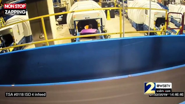 Atlanta : Un enfant de 2 ans emporté par un tapis à bagages à l'aéroport (Vidéo)