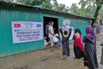 Selin vurduğu Güney Asya'ya yardım