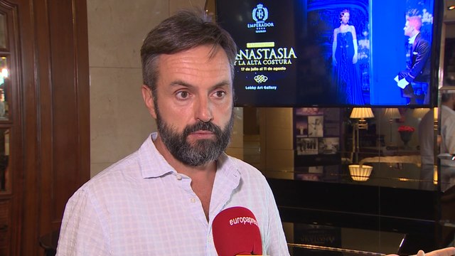 La exposición de Anastasia muestra los vestidos más representativos del musical
