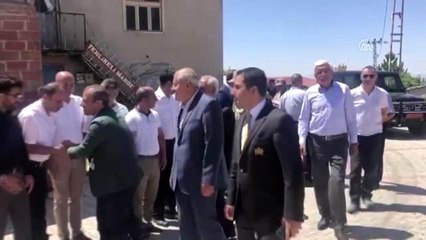 Tunceli'de şehit 12 vatandaş için yaptırılan anıt açıldı