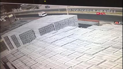 Diyarbakır 17 yaşındaki sürücü kazada öldü GÜVENLİK KAMERASI