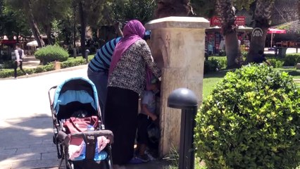 Şanlıurfa'da sıcak hava etkisini sürdürüyor