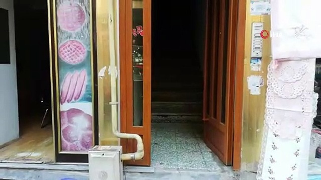 Rize'de bir şahıs genç kızı böyle darp etti