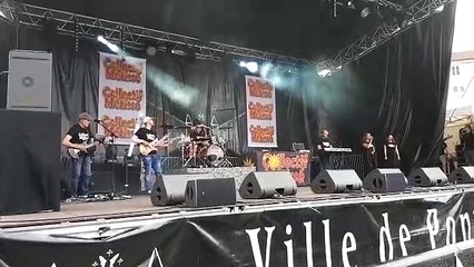 Le Collectif Métissé en répétition avant le concert de ce samedi soir, place Duroc à  Pont-à-Mousson