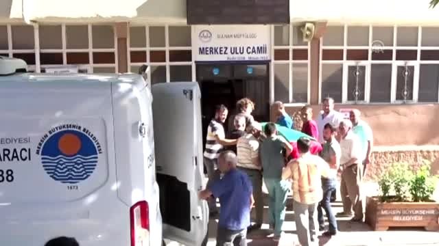 Gülnar'da eşinin bıçakladığı kadın yaşamını yitirdi