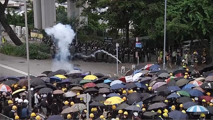 Download Video: Hong Kong police fire tear gas in clashes with protesters