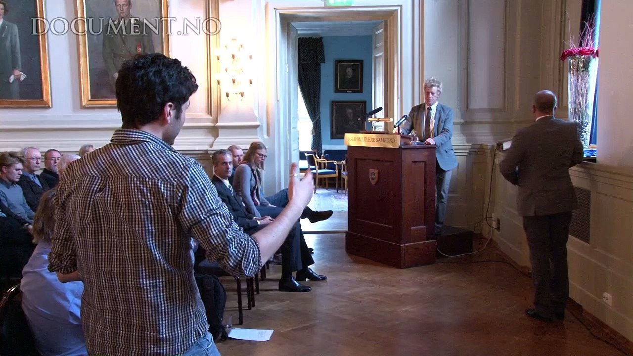 (2/3) Roger Scruton talking to Documents venner at Oslo Militære Samfund (24/5-2011)