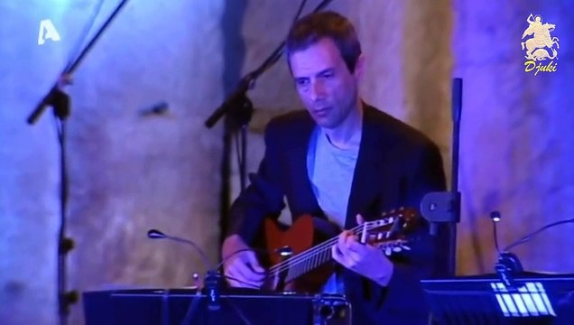 Φτάνει που κλαίμε (It's enough that we cry) - Yiannis Kotsiras (2015)