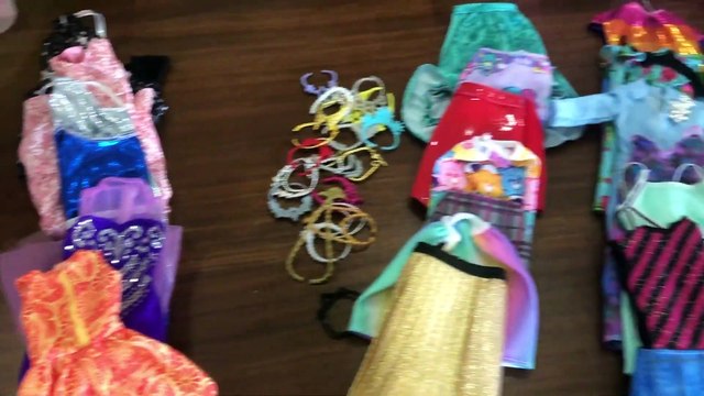 Barbie Kombin Challenge Zarftan Ne Çıkarsa Barbie Kombin Eğlenceli Barbi su Bidünya Oyuncak