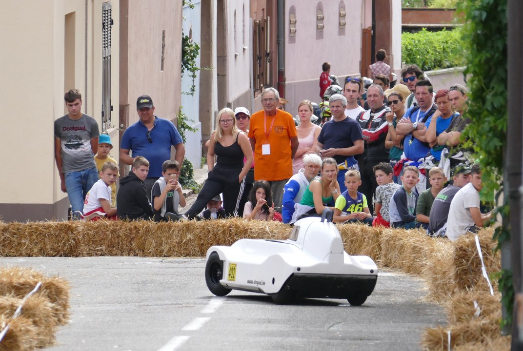 Caisses à savon: l'élite européenne dévale les pentes de Pfaffenheim