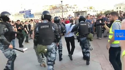 Download Video: Watch: Protesters detained while demanding fair elections in Moscow