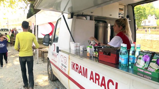 Türk Kızılay yaraları sarmak için yoğun mesai harcıyor - DÜZCE