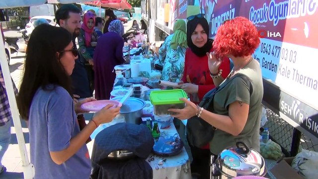 Sokak hayvanları için kermes