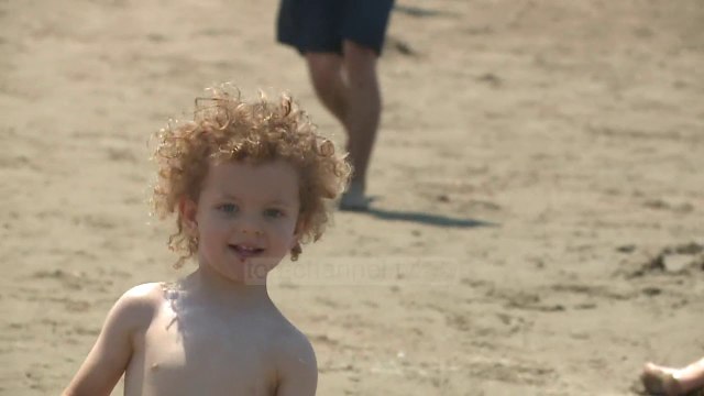 Kremrat pa etiketë, shumë produkte nuk janë në gjuhën shqipe